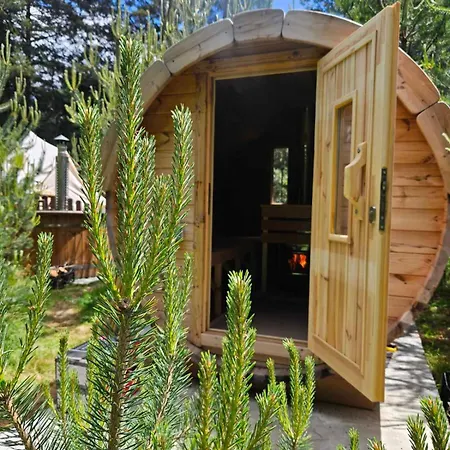 Zarevo Glamping *